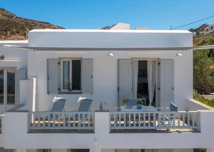 Nefeli Guesthouse With Outdoor Jacuzzi In Platys Gialos Sifnos * Platis Gialos (Sifnos)